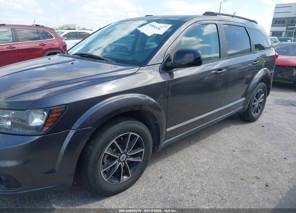 2019 DODGE JOURNEY SE VIN: 3C4PDCBB7KT737897