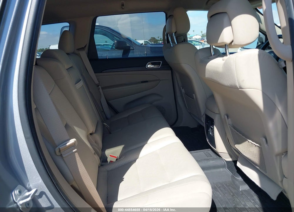2019 JEEP GRAND CHEROKEE LAREDO E 4X4 VIN: 1C4RJFAG1KC706172