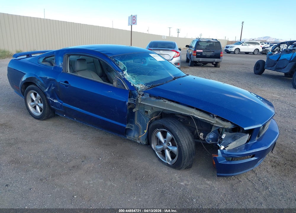2008 FORD MUSTANG GT DELUXE/GT PREMIUM VIN: 1ZVHT82H385105364