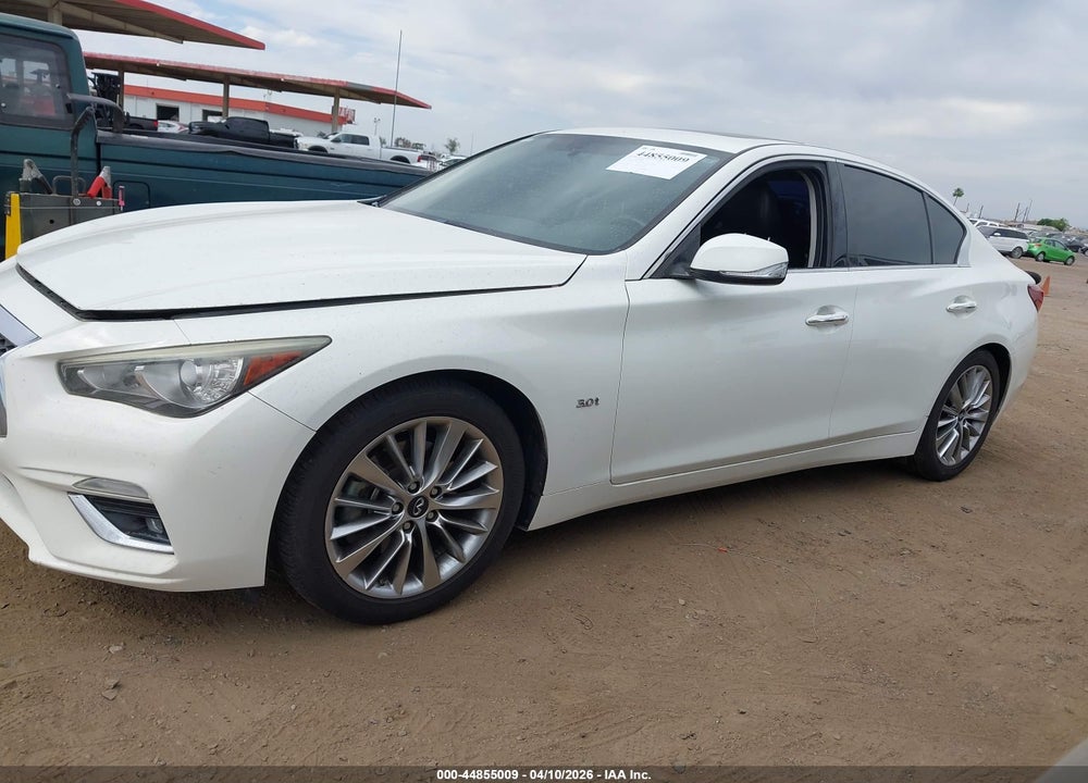2018 INFINITI Q50 3.0T LUXE VIN: JN1EV7AP3JM590302
