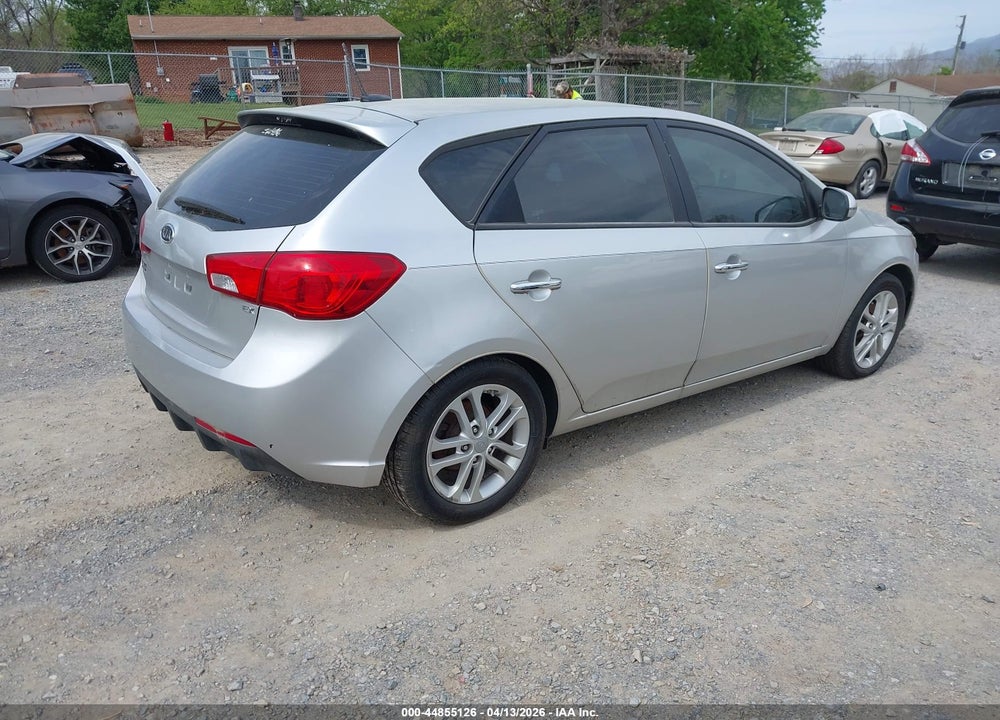 2011 KIA FORTE EX VIN: KNAFU5A28B5439364