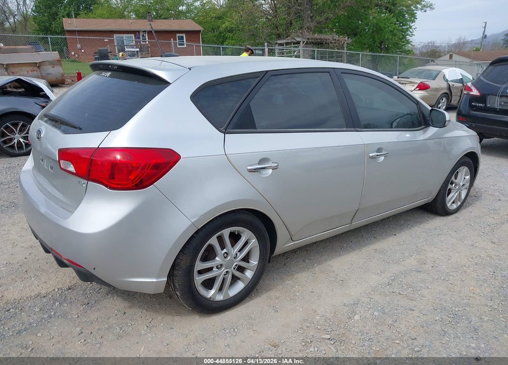 2011 KIA FORTE EX VIN: KNAFU5A28B5439364