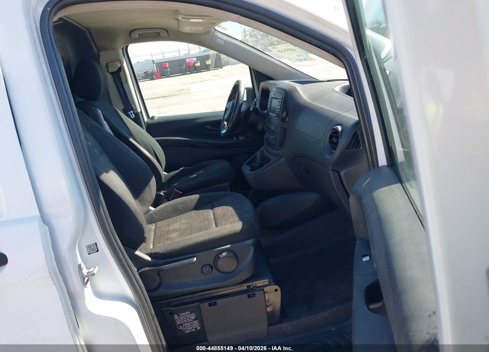 2016 MERCEDES-BENZ METRIS VIN: WD3PG2EA7G3090256