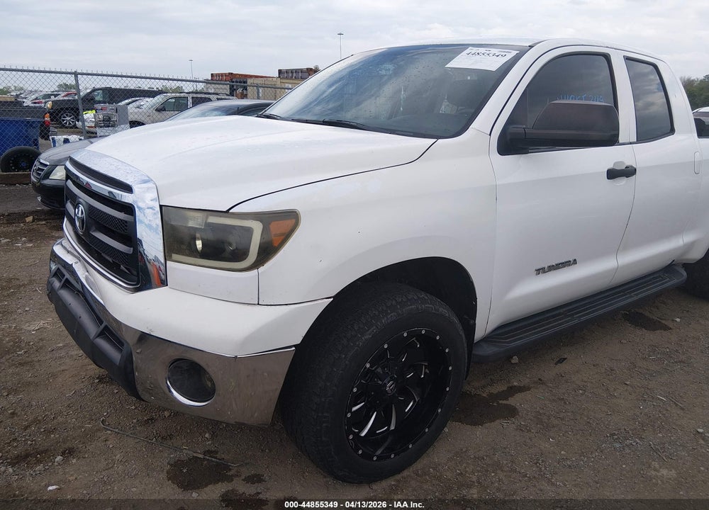 2013 TOYOTA TUNDRA GRADE 5.7L V8 VIN: 5TFUW5F16DX277603