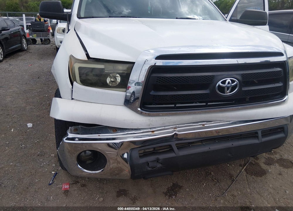 2013 TOYOTA TUNDRA GRADE 5.7L V8 VIN: 5TFUW5F16DX277603