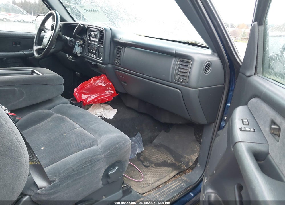 2001 CHEVROLET SILVERADO 1500 LS VIN: 2GCEK19T811246822