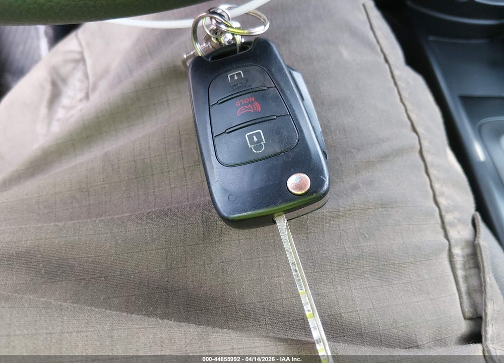 2011 KIA SOUL + VIN: KNDJT2A29B7343794