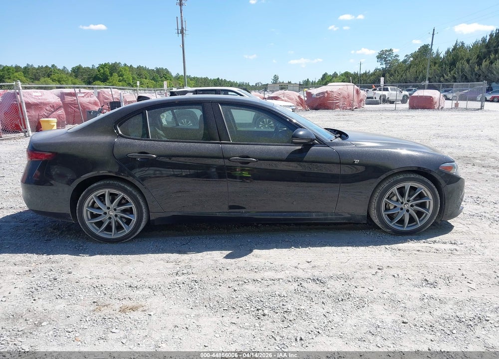 2023 ALFA ROMEO GIULIA TI AWD VIN: ZARFANBN1P7671004