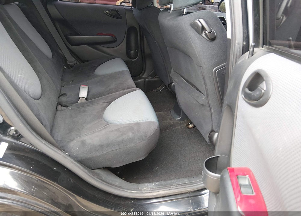 2007 HONDA FIT SPORT VIN: JHMGD38697S033136