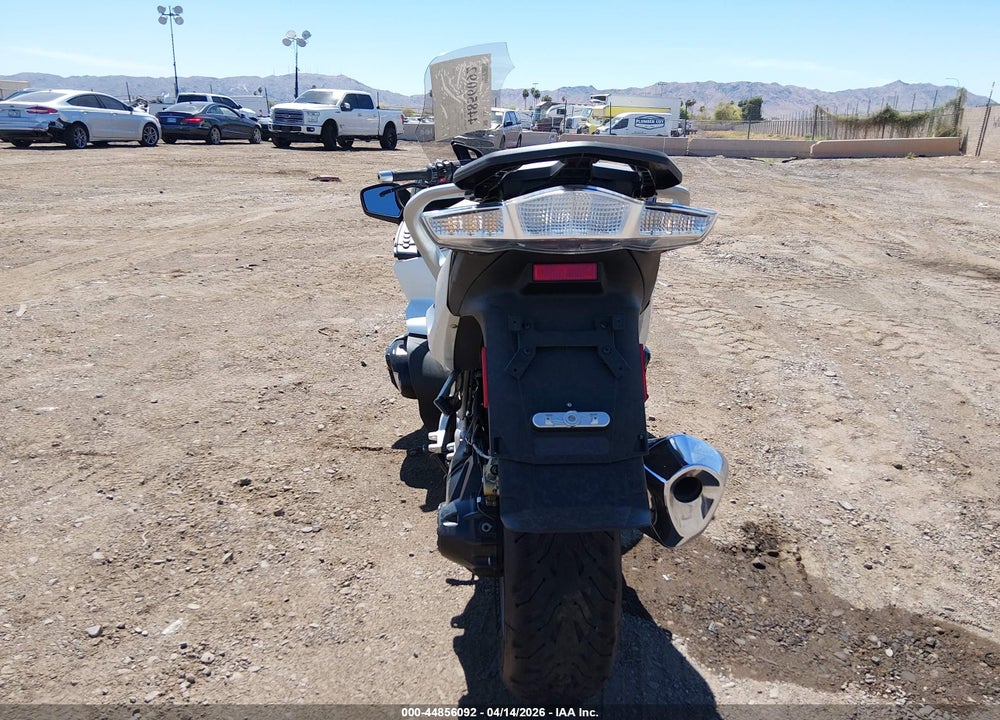 2022 BMW R 1250 RT VIN: WB10L0306N6F91684