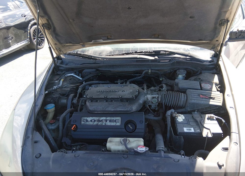 2004 HONDA ACCORD 3.0 LX VIN: 1HGCM82204A016943