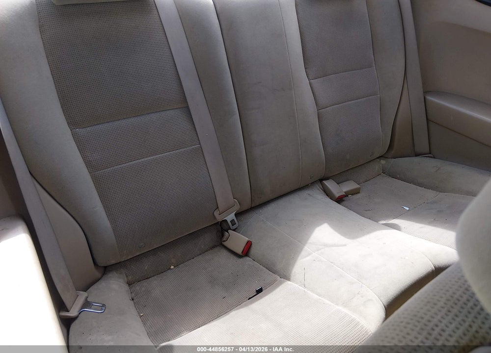 2004 HONDA ACCORD 3.0 LX VIN: 1HGCM82204A016943