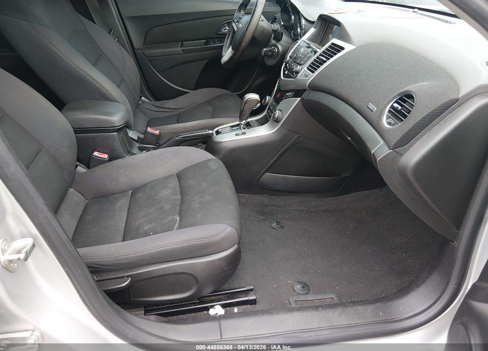 2014 CHEVROLET CRUZE 1LT AUTO VIN: 1G1PC5SB7E7261067