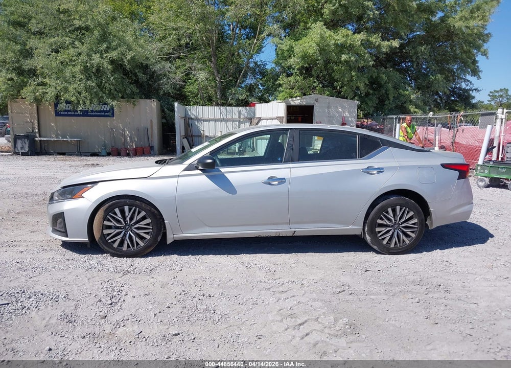 2025 NISSAN ALTIMA SV FWD VIN: 1N4BL4DV6SN382981