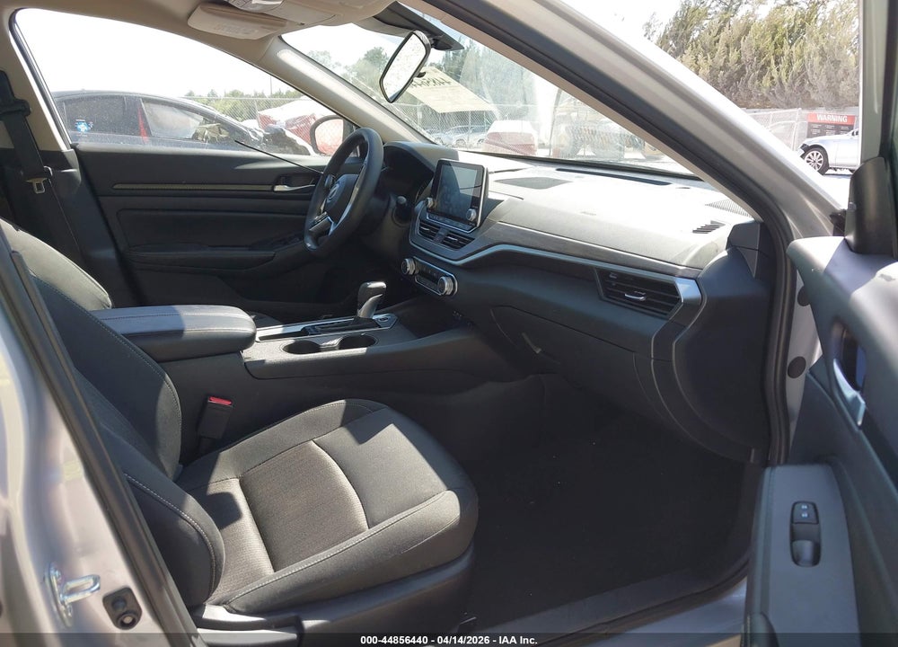 2025 NISSAN ALTIMA SV FWD VIN: 1N4BL4DV6SN382981