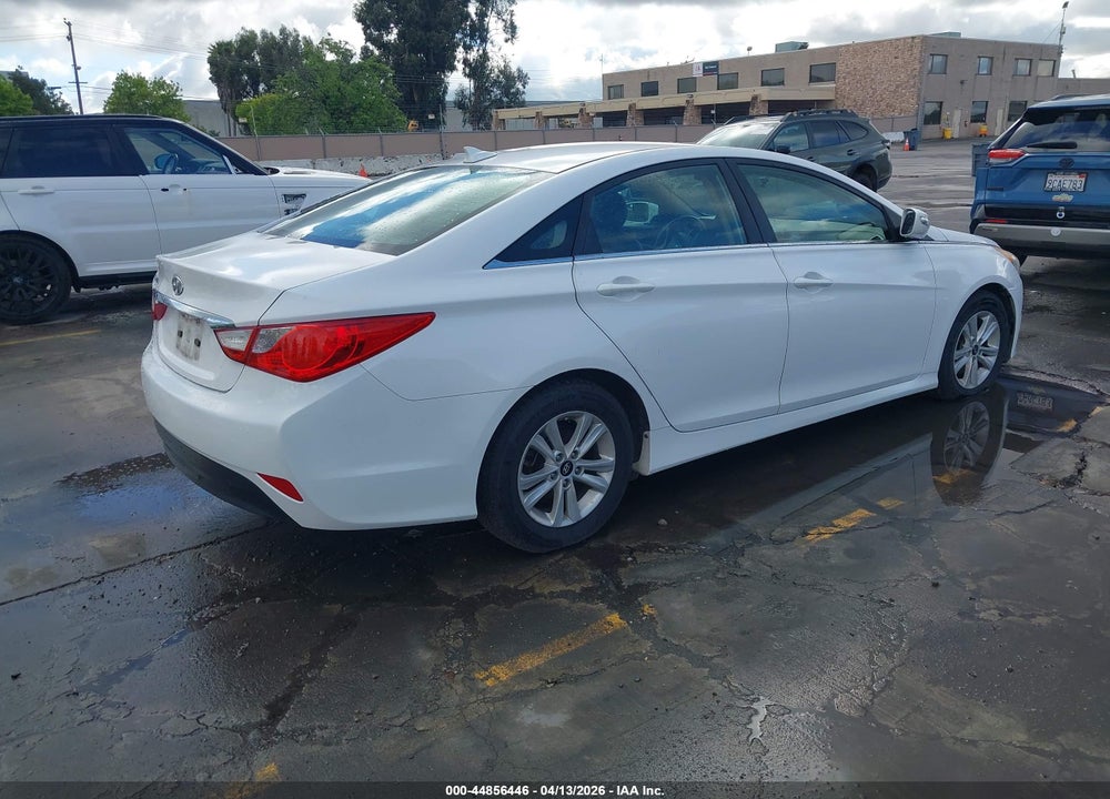 2014 HYUNDAI SONATA GLS VIN: 5NPEB4AC4EH933667