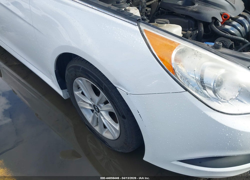 2014 HYUNDAI SONATA GLS VIN: 5NPEB4AC4EH933667