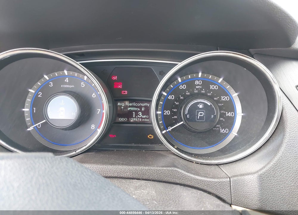 2014 HYUNDAI SONATA GLS VIN: 5NPEB4AC4EH933667