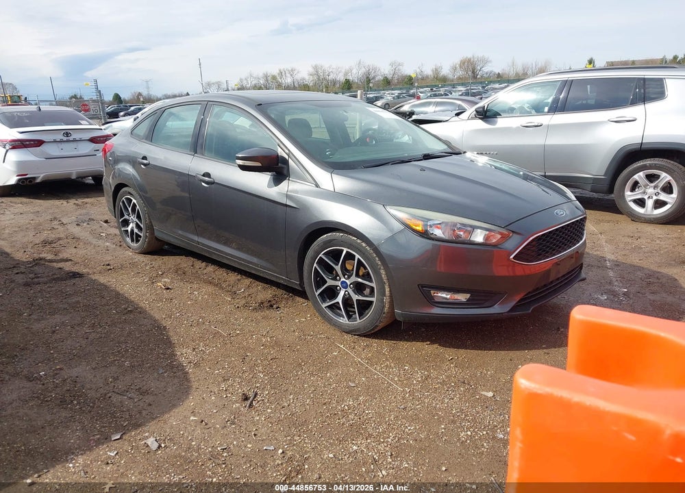 2017 FORD FOCUS SEL VIN: 1FADP3H25HL238334
