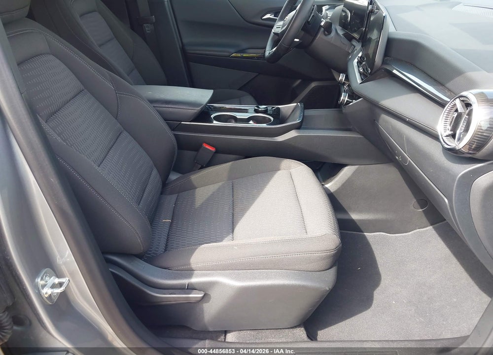 2026 CHEVROLET EQUINOX FWD LT VIN: 3GNAXHEG7TL267882