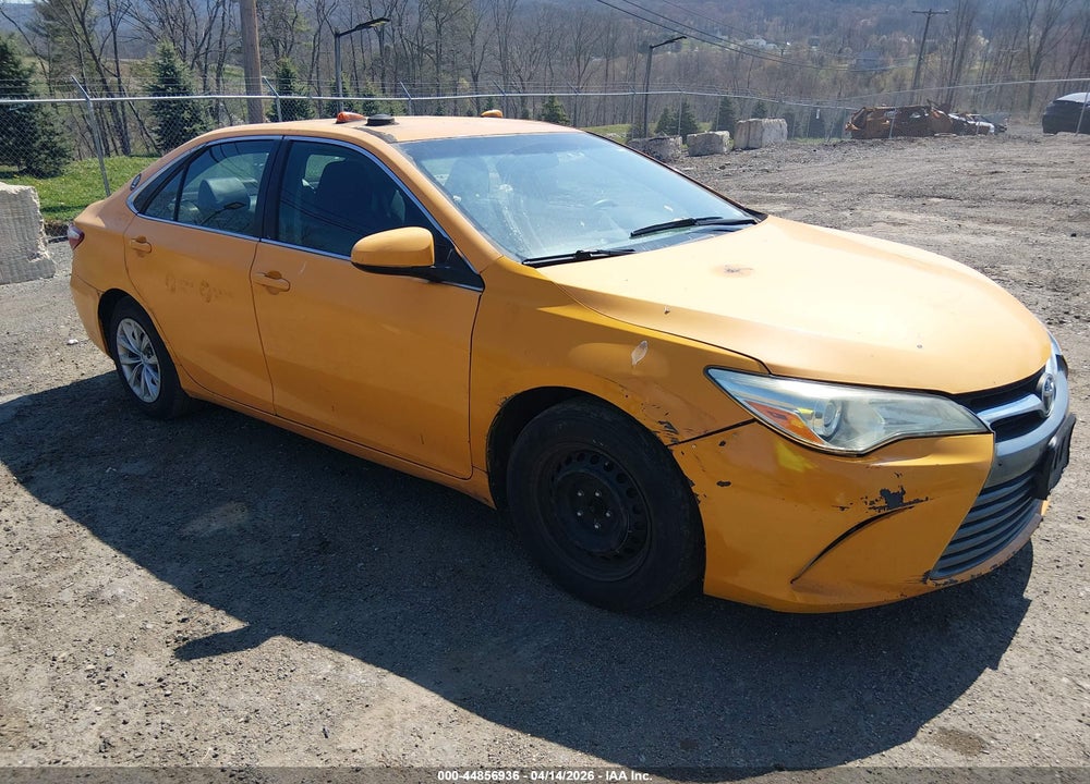2015 TOYOTA CAMRY HYBRID LE VIN: 4T1BD1FK2FU147350