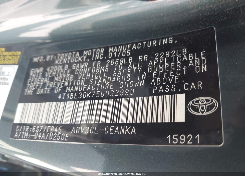 2005 TOYOTA CAMRY LE VIN: 4T1BE30K75U032999