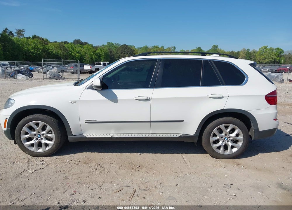 2013 BMW X5 XDRIVE35I/XDRIVE35I PREMIUM/XDRIVE35I SPORT ACTIVITY VIN: 5UXZV4C5XD0E12828