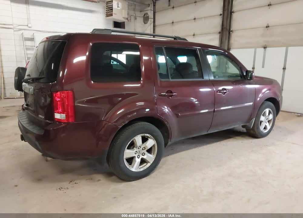 2009 HONDA PILOT EX-L VIN: 5FNYF48679B043072