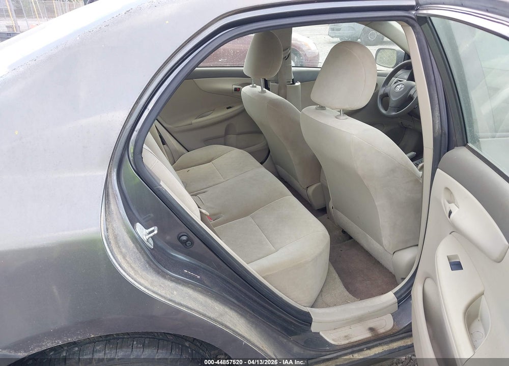 2009 TOYOTA COROLLA VIN: JTDBL40EX9J000288