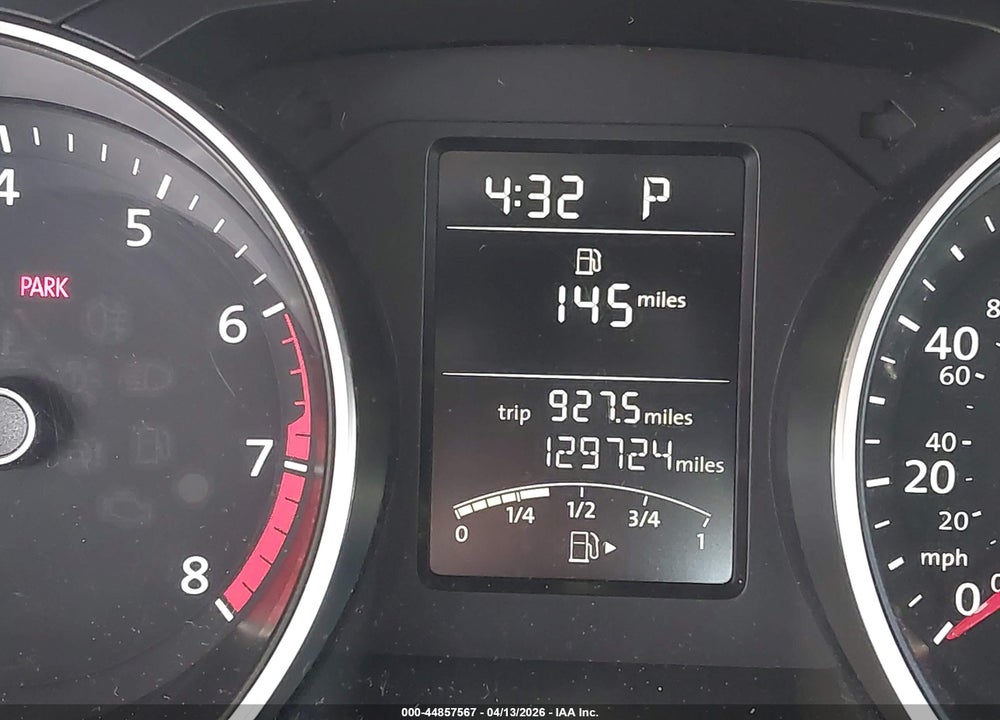 2015 VOLKSWAGEN JETTA 1.8T SE VIN: 3VWD07AJ9FM214635