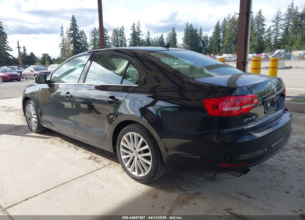 2015 VOLKSWAGEN JETTA 1.8T SE VIN: 3VWD07AJ9FM214635