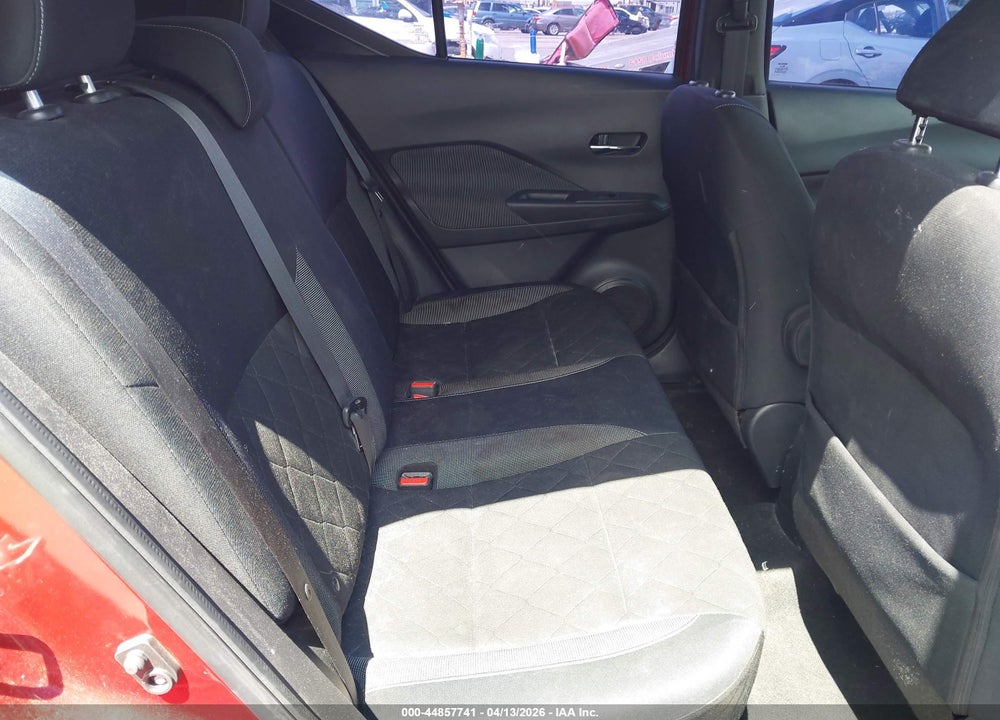 2018 NISSAN KICKS SV VIN: 3N1CP5CU5JL525731
