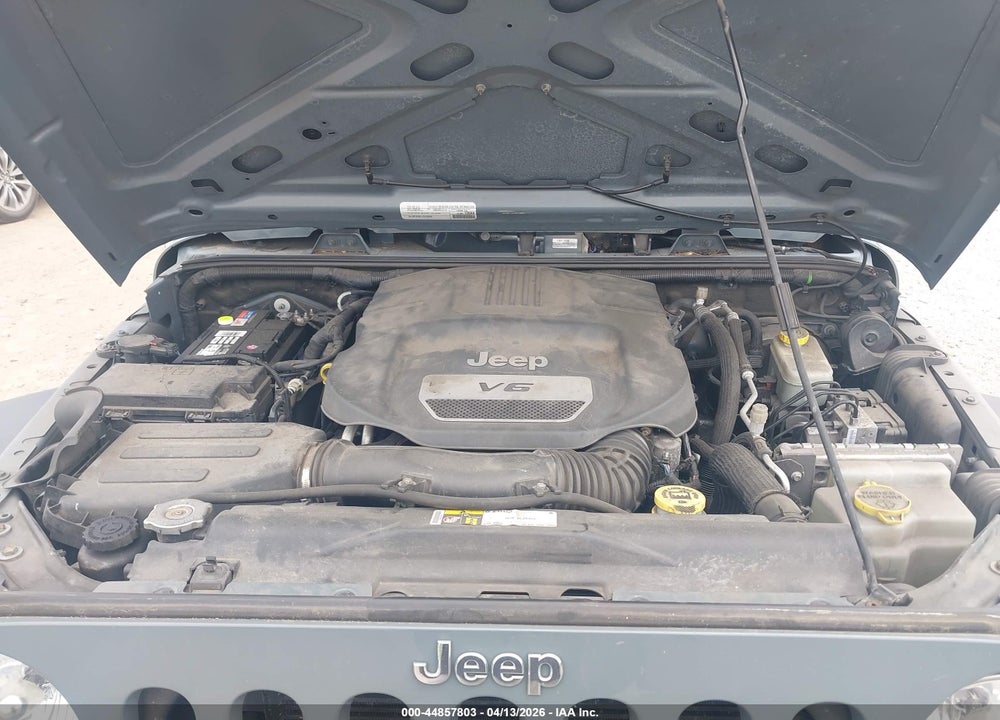 2015 JEEP WRANGLER UNLIMITED SPORT VIN: 1C4BJWDG7FL730267