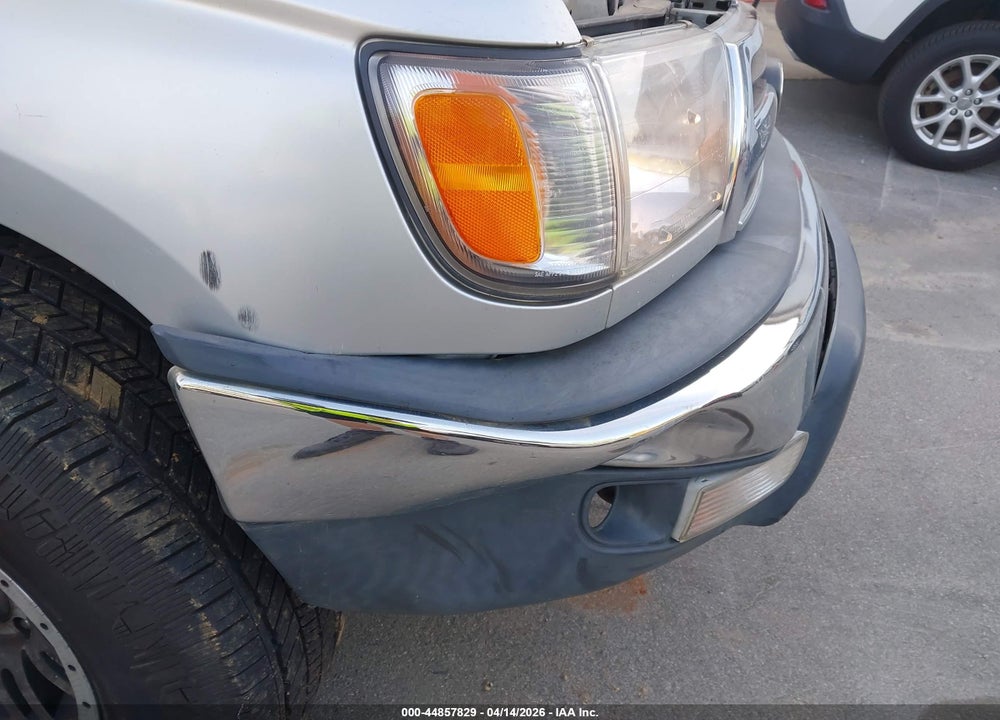 2000 TOYOTA 4RUNNER SR5 V6 VIN: JT3HN86R5Y0316373