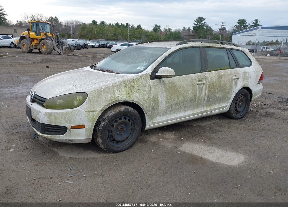 2013 VOLKSWAGEN JETTA SPORTWAGEN 2.5L S VIN: 3VWKP7AJ9DM639272