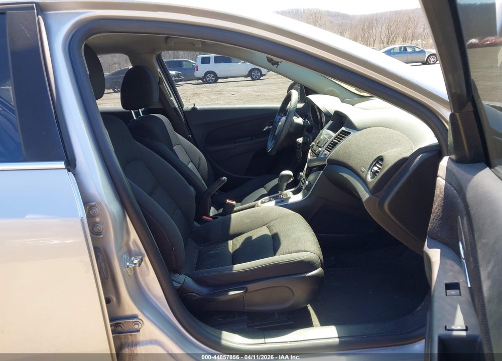 2015 CHEVROLET CRUZE 1LT AUTO VIN: 1G1PC5SB2F7257929