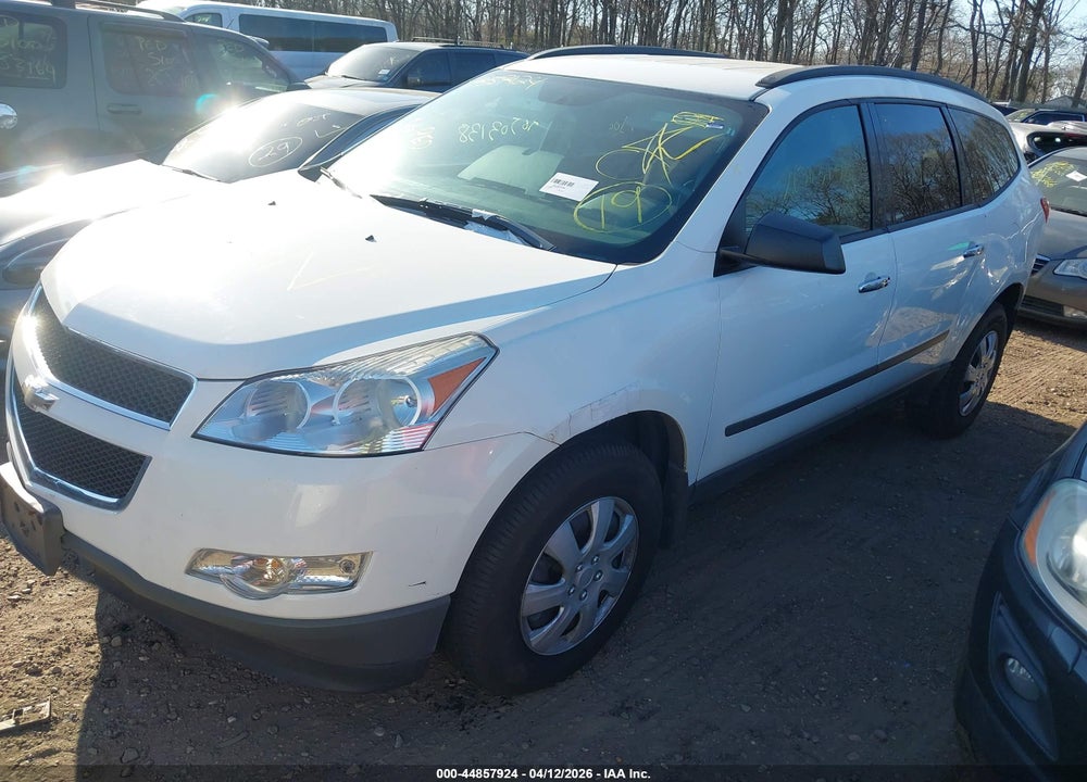 2012 CHEVROLET TRAVERSE LS VIN: 1GNKRFED1CJ409322