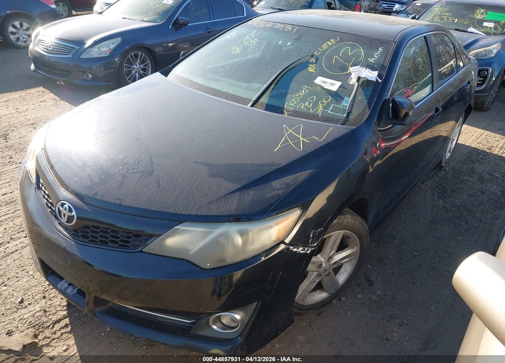 2014 TOYOTA CAMRY SE VIN: 4T1BF1FK1EU325077