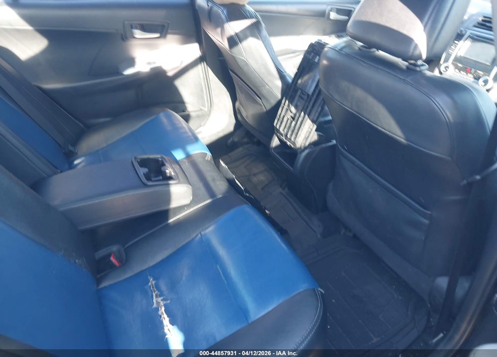 2014 TOYOTA CAMRY SE VIN: 4T1BF1FK1EU325077