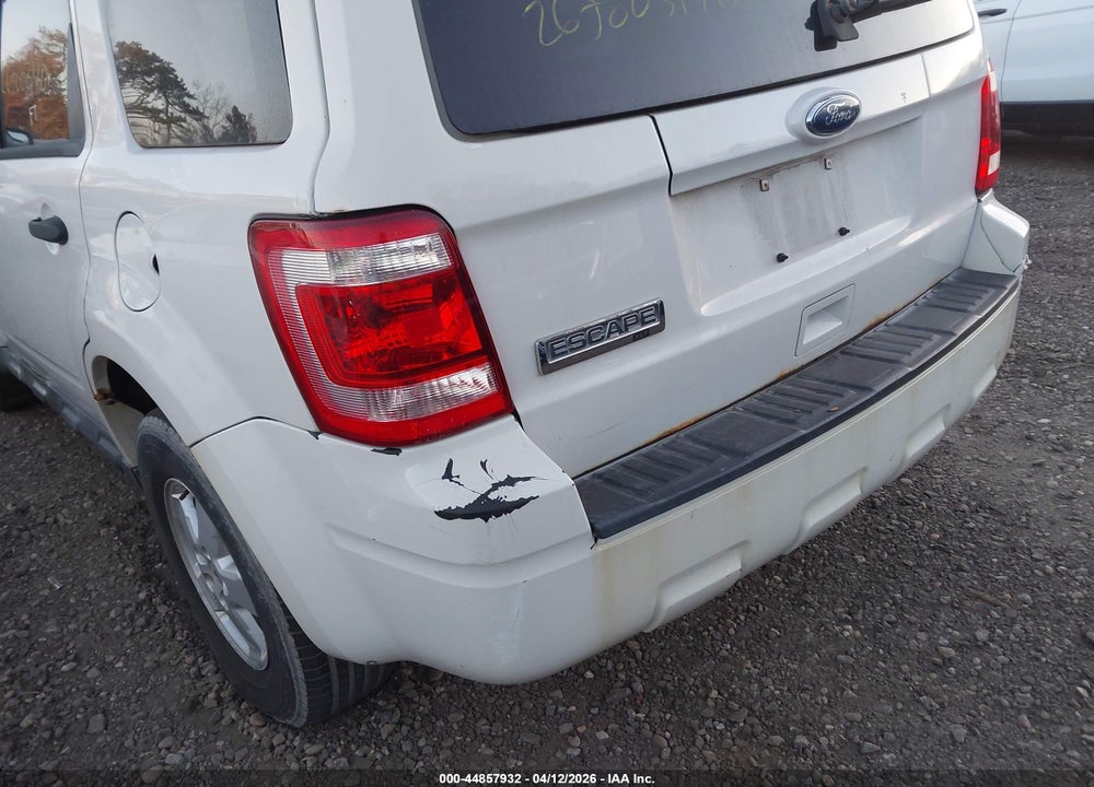 2010 FORD ESCAPE XLT VIN: 1FMCU0D70AKA69782
