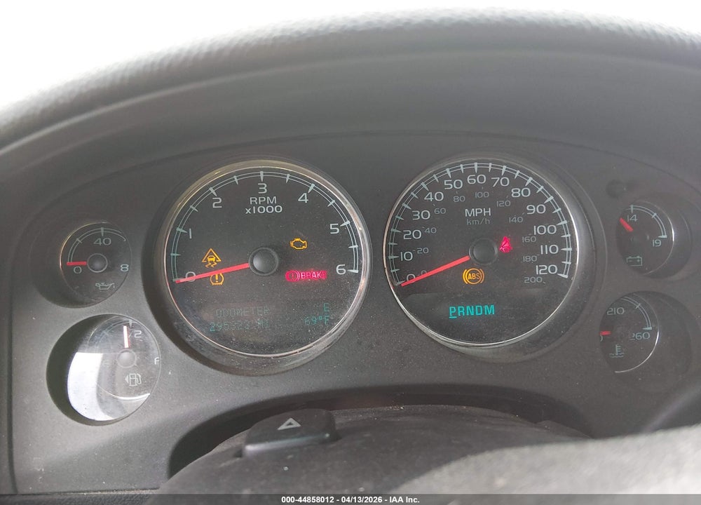 2010 GMC YUKON SLT VIN: 1GKUKCE08AR136853