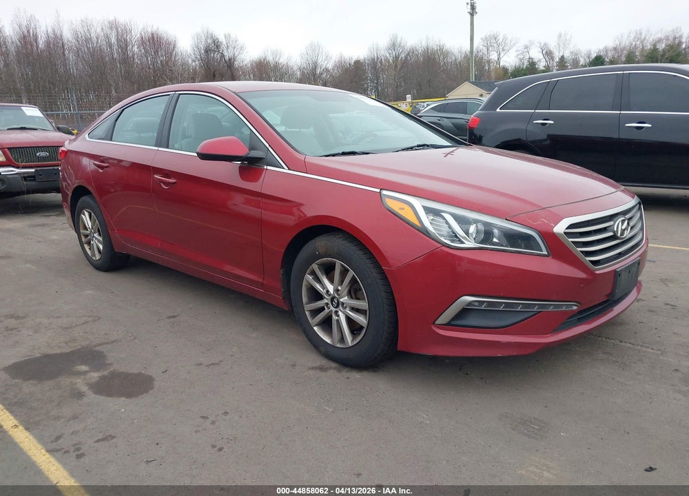 2015 HYUNDAI SONATA SE VIN: 5NPE24AF5FH060619
