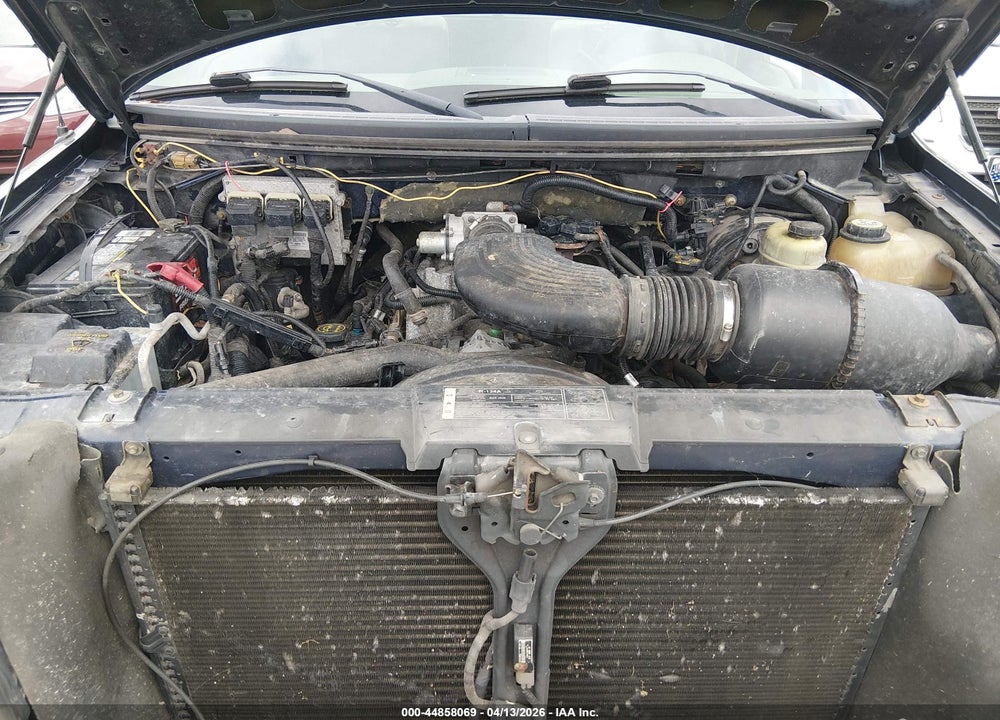 2004 FORD F-150 STX/XL/XLT VIN: 1FTRF12W54NB27820