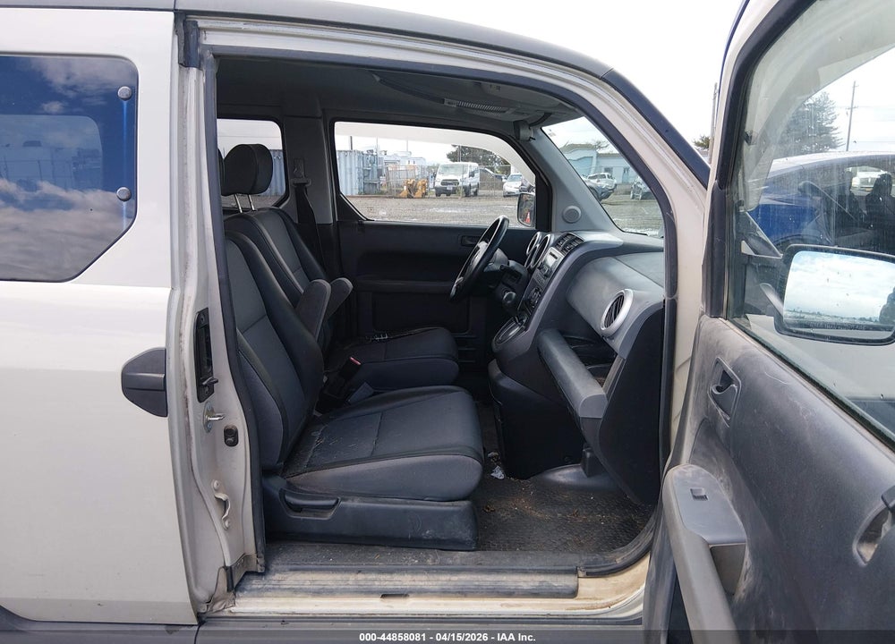 2005 HONDA ELEMENT EX VIN: 5J6YH28605L011676