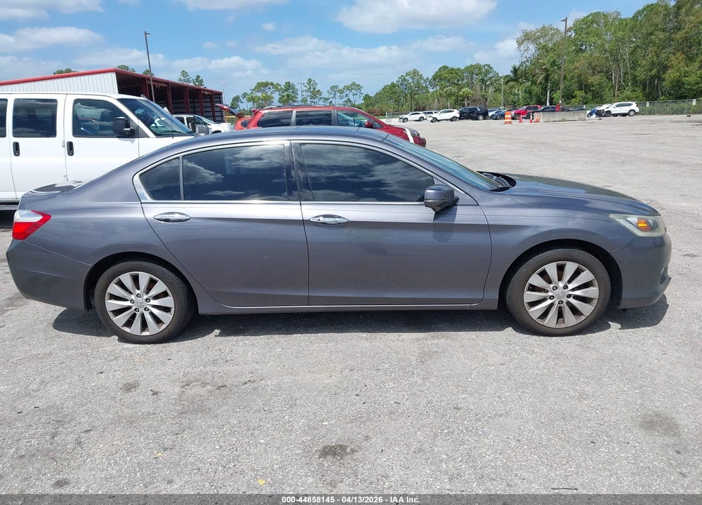 2013 HONDA ACCORD EX-L V-6 VIN: 1HGCR3F89DA018371