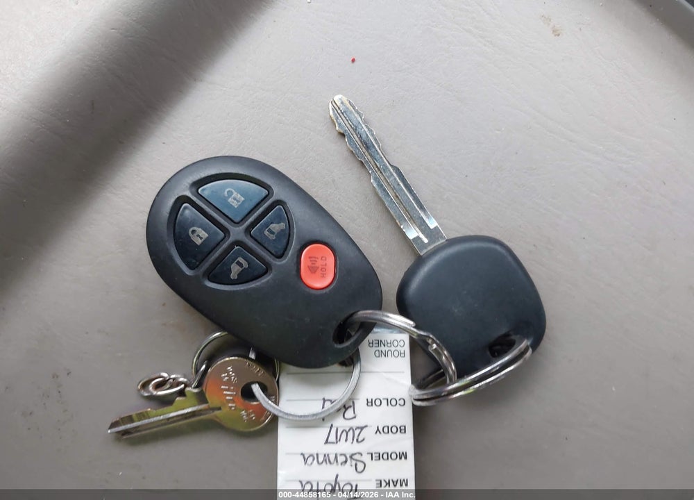 2007 TOYOTA SIENNA LE VIN: 5TDZK23C67S015970