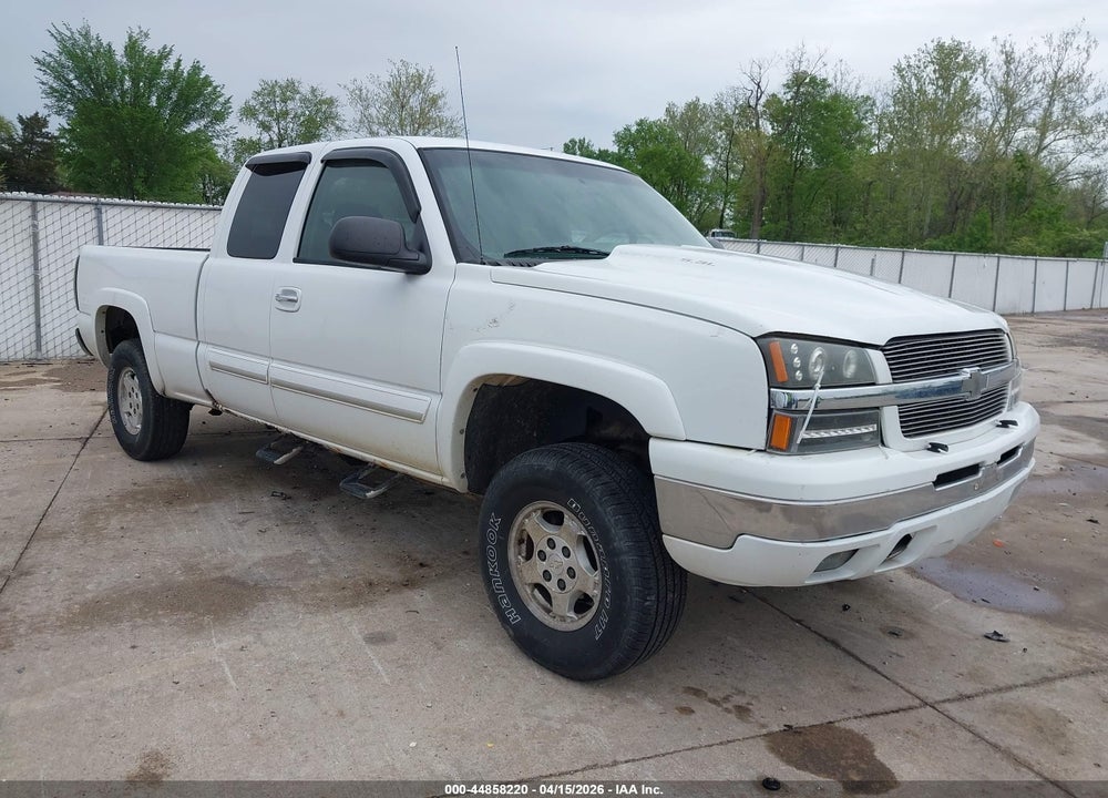 2004 CHEVROLET SILVERADO 1500 Z71 VIN: 1GCEK19T44E128298