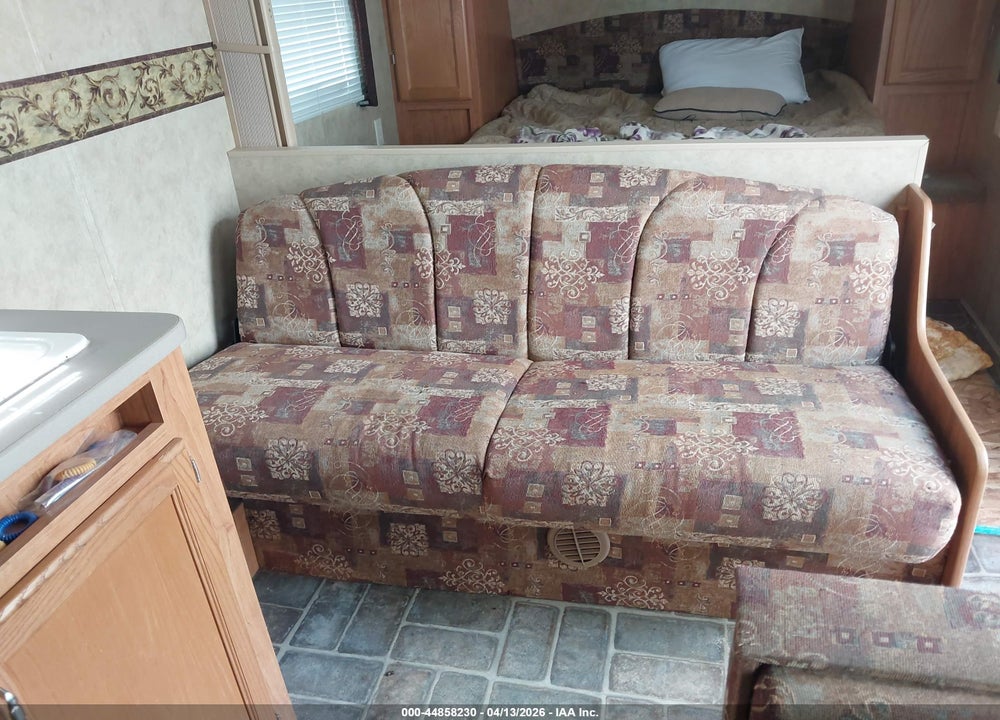 2007 KOMF 23/SC VIN: 1K52KBK2372000692