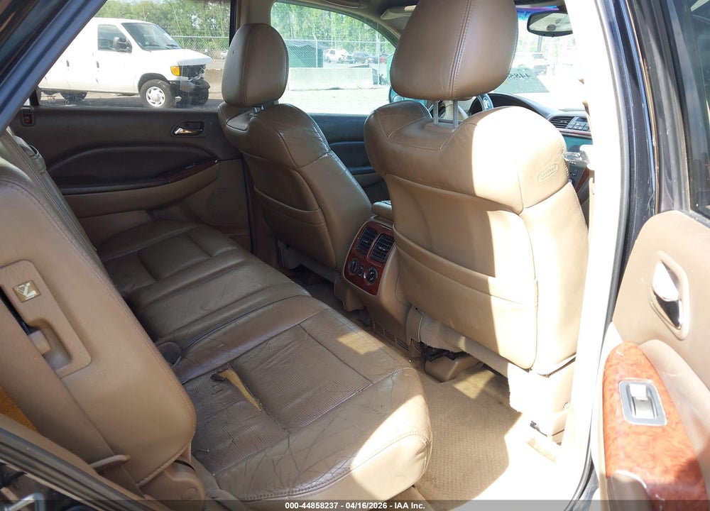 2005 ACURA MDX VIN: 2HNYD18685H512995