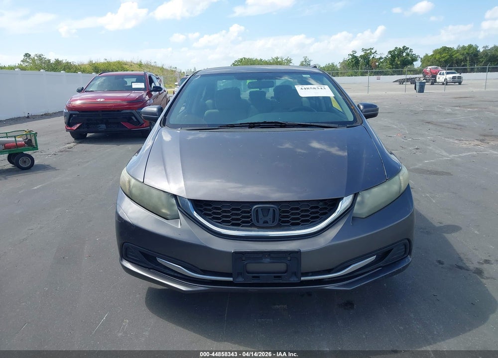 2014 HONDA CIVIC LX VIN: 19XFB2F5XEE019110